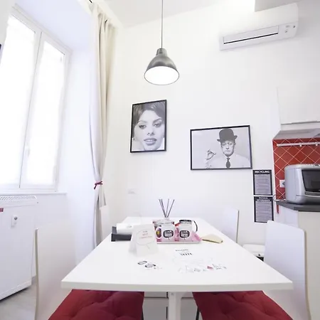 Apartment Flour Junior - Rome
